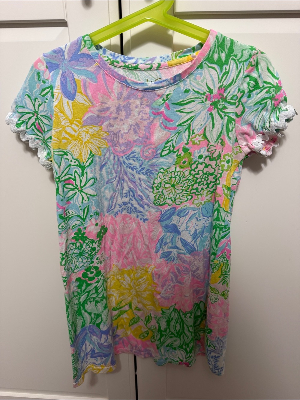 Lilly Pulitzer Pastel Floral Short Sleeve Tee